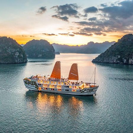 Indochina Sails Ha Long Bay Hotel Exterior photo